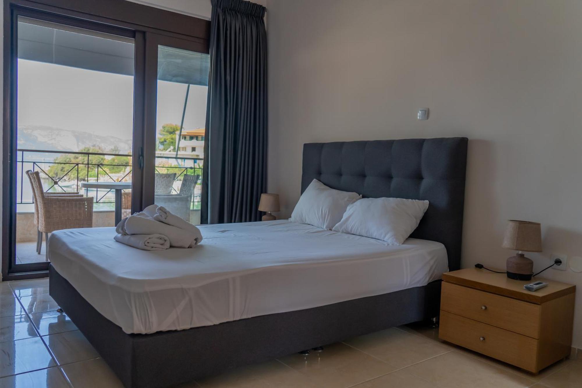 Prego Living Apartments Vathi  Exterior photo